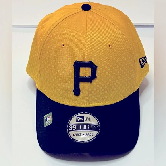 Pittsburgh Pirates Fitted Hat Size Large/Extra Large NWT - Picture 1 of 10
